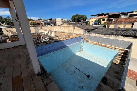 Casa à venda com 300m², 3 quartos e 5 vagasPiscina