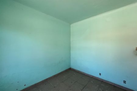 Quarto 2 de casa à venda com 3 quartos, 300m² em Cordovil, Rio de Janeiro