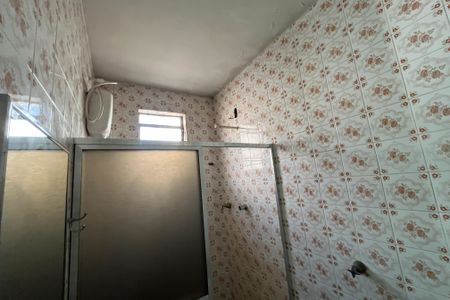 Casa à venda com 300m², 3 quartos e 5 vagasBanheiro 2