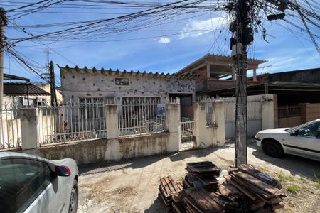 Casa à venda com 300m², 3 quartos e 5 vagasFachada da casa