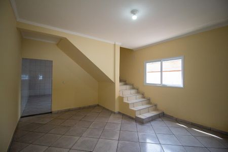 Casa para alugar com 122m², 3 quartos e 3 vagasSala