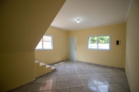 Casa para alugar com 122m², 3 quartos e 3 vagasSala