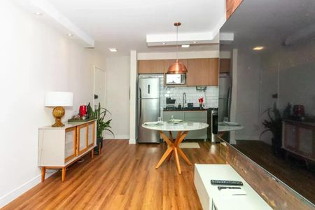 Apartamento à venda com 2 quartos, 49m² em Vila Anastácio, São Paulo