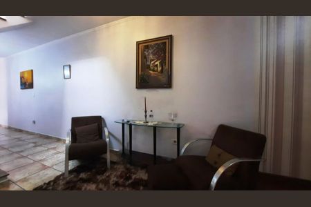 Casa à venda com 3 quartos, 198m² em Quarta Parada, São Paulo