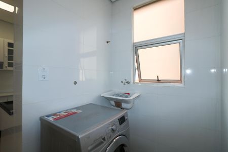 Apartamento para alugar com 60m², 2 quartos e 1 vaga Apartamento para alugar com 60m², 2 quartos e 1 vagaÁrea de Serviço