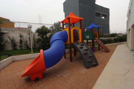 Apartamento para alugar com 65m², 2 quartos e 1 vagaÁrea comum - Playground