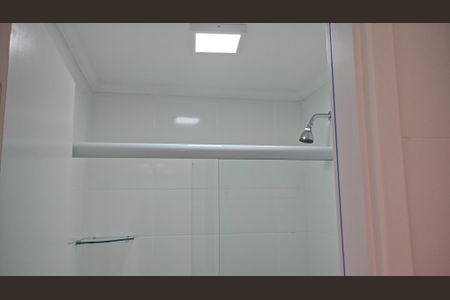 Banheiro  de apartamento para alugar com 2 quartos, 56m² em Jardim California, Jacareí
