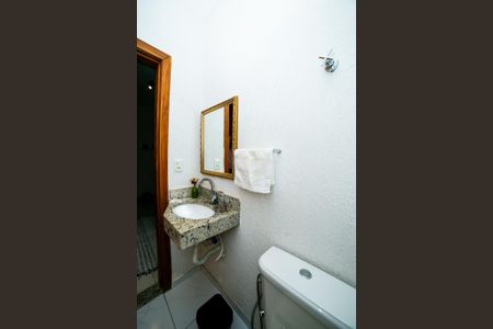 Casa de condomínio à venda com 88m², 2 quartos e 1 vagaLavabo