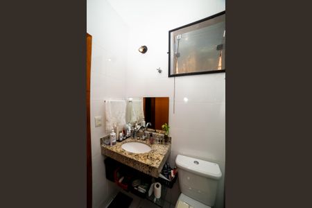 Casa de condomínio à venda com 88m², 2 quartos e 1 vagaBanheiro Social