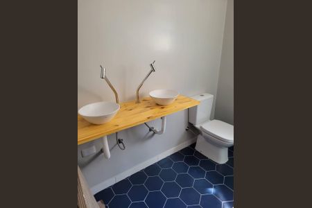 Casa à venda com 150m², 4 quartos e 2 vagas