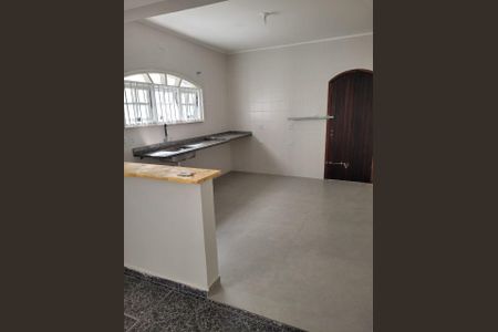 Casa à venda com 150m², 4 quartos e 2 vagas