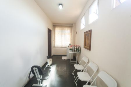 Apartamento à venda com 175m², 3 quartos e 2 vagas Apartamento à venda com 175m², 3 quartos e 2 vagasEscritório