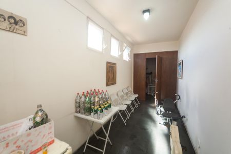 Apartamento à venda com 175m², 3 quartos e 2 vagas Apartamento à venda com 175m², 3 quartos e 2 vagasEscritório