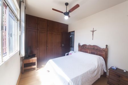 Apartamento à venda com 175m², 3 quartos e 2 vagas Apartamento à venda com 175m², 3 quartos e 2 vagassuite