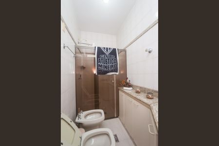 Apartamento à venda com 175m², 3 quartos e 2 vagas Apartamento à venda com 175m², 3 quartos e 2 vagasBanheiro Social 2