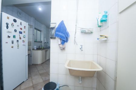 Apartamento à venda com 175m², 3 quartos e 2 vagas Apartamento à venda com 175m², 3 quartos e 2 vagasÁrea de Serviço