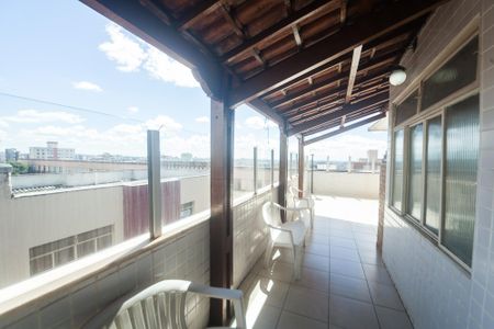 Apartamento à venda com 175m², 3 quartos e 2 vagas Apartamento à venda com 175m², 3 quartos e 2 vagasÁrea externa / cobertura