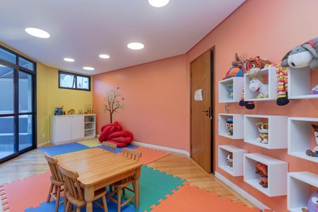 Apartamento à venda com 228m², 3 quartos e 2 vagasBrinquedoteca