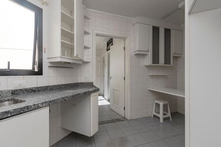Apartamento à venda com 228m², 3 quartos e 2 vagasCozinha