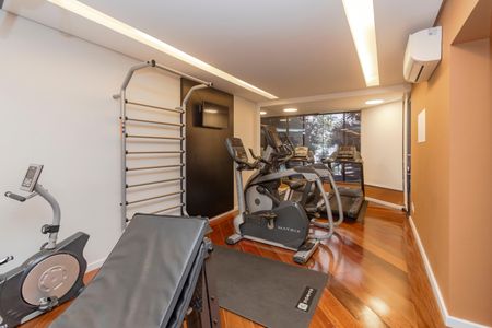 Apartamento à venda com 228m², 3 quartos e 2 vagasAcademia