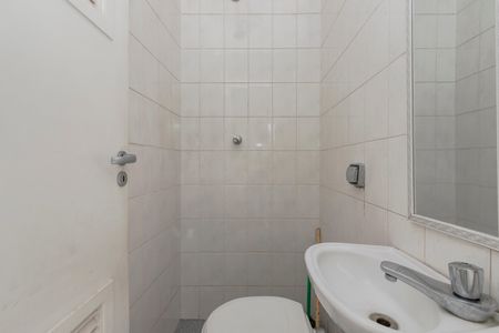 Apartamento à venda com 228m², 3 quartos e 2 vagasBanheiro de Serviço