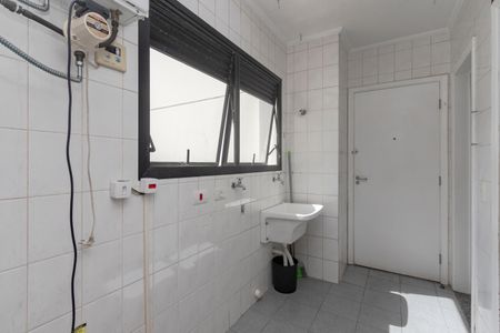 Apartamento à venda com 228m², 3 quartos e 2 vagasÁrea de Serviço