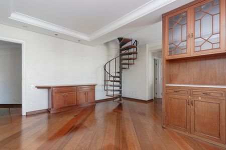 Apartamento à venda com 228m², 3 quartos e 2 vagasSala