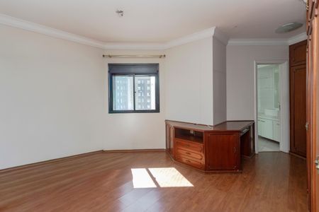 Apartamento à venda com 228m², 3 quartos e 2 vagasSuíte
