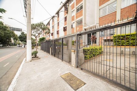 Apartamento para alugar com 61m², 2 quartos e 1 vaga Apartamento para alugar com 61m², 2 quartos e 1 vagaFrente
