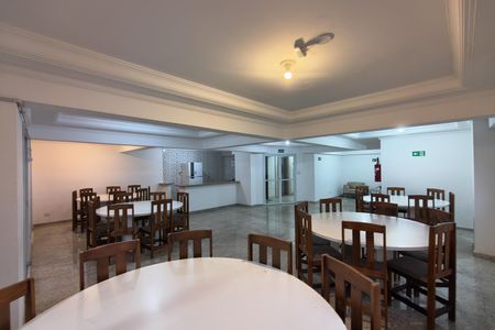 Apartamento para alugar com 75m², 2 quartos e 1 vagaÁrea comum - Salão de festas