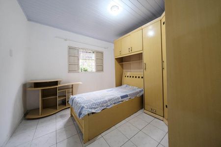 Casa para alugar com 80m², 3 quartos e 2 vagasQuarto 1