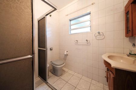 Casa para alugar com 80m², 3 quartos e 2 vagasBanheiro