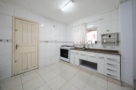 Casa para alugar com 80m², 3 quartos e 2 vagasCozinha
