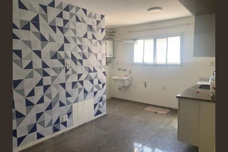Apartamento à venda com 99m², 2 quartos e 1 vaga