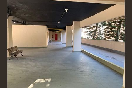 Apartamento à venda com 99m², 2 quartos e 1 vaga