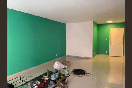 Apartamento à venda com 99m², 2 quartos e 1 vaga