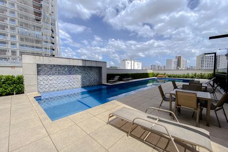Apartamento para alugar com 61m², 2 quartos e 2 vagas Apartamento para alugar com 61m², 2 quartos e 2 vagasÁrea comum - Piscina