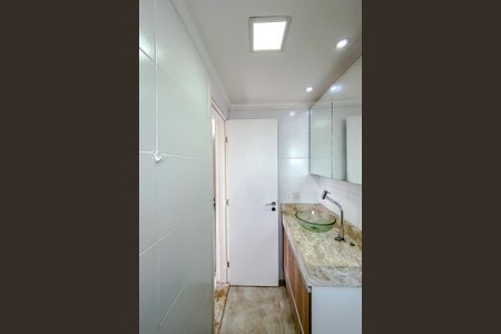 Apartamento para alugar com 61m², 2 quartos e 2 vagas Apartamento para alugar com 61m², 2 quartos e 2 vagasBanheiro da Suíte