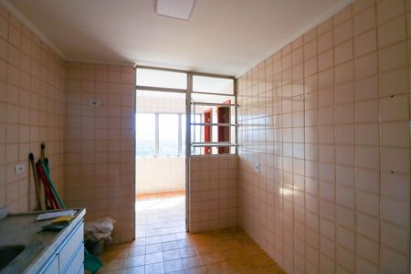 Cozinha de apartamento à venda com 2 quartos, 85m² em Santo Amaro, São Paulo