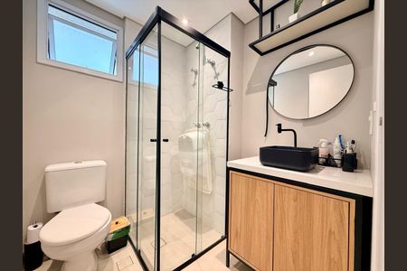 Banheiro de apartamento à venda com 2 quartos, 86m² em Jardim Flor da Montanha, Guarulhos