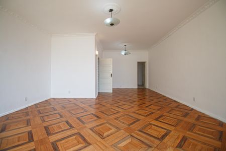 Sala de casa para alugar com 4 quartos, 210m² em Tijuca, Rio de Janeiro
