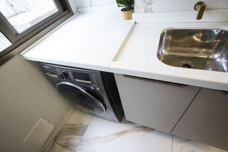 Apartamento à venda com 58m², 2 quartos e 1 vagaÁrea de Serviço