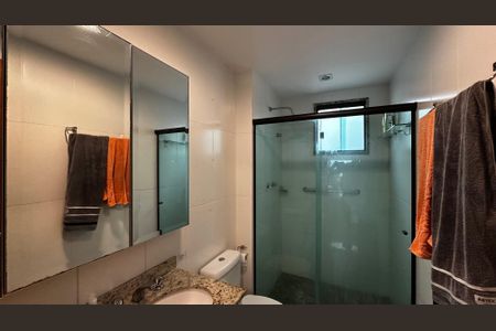 Apartamento à venda com 79m², 3 quartos e 2 vagasBanheiro do Quarto 2