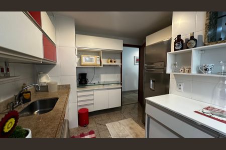 Apartamento à venda com 79m², 3 quartos e 2 vagasCozinha