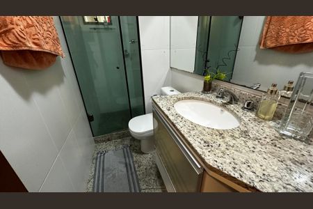 Apartamento à venda com 79m², 3 quartos e 2 vagasBanheiro