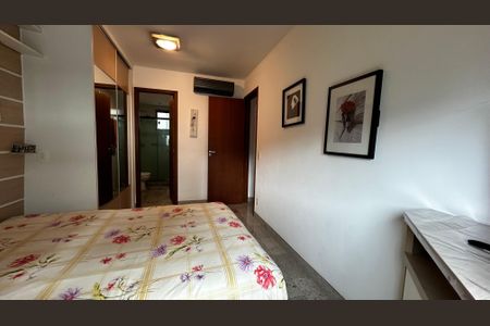 Apartamento à venda com 79m², 3 quartos e 2 vagasQuarto 2