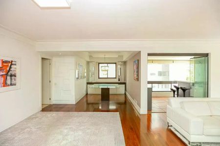 Apartamento à venda com 162m², 3 quartos e 3 vagas