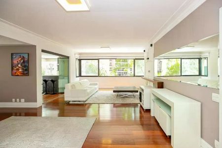 Apartamento à venda com 162m², 3 quartos e 3 vagas