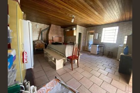 Casa à venda com 249m², 3 quartos e 3 vagasÁrea Comum