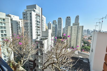 Apartamento à venda com 130m², 3 quartos e 2 vagas Apartamento à venda com 130m², 3 quartos e 2 vagasVista da sala - piso superior